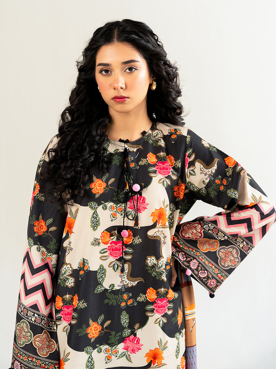 ARIA | 1 PC STITCHED